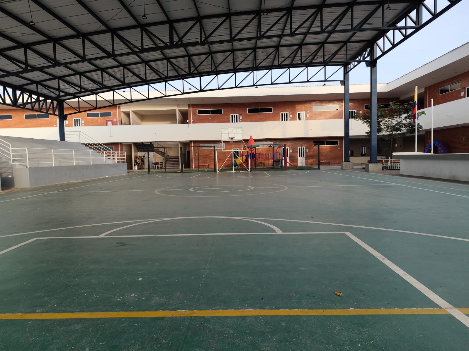 Polideportivo E