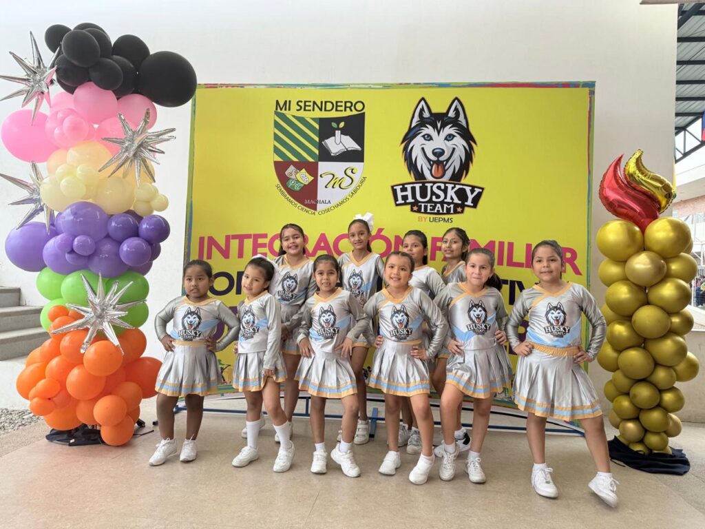 husky Chearleader